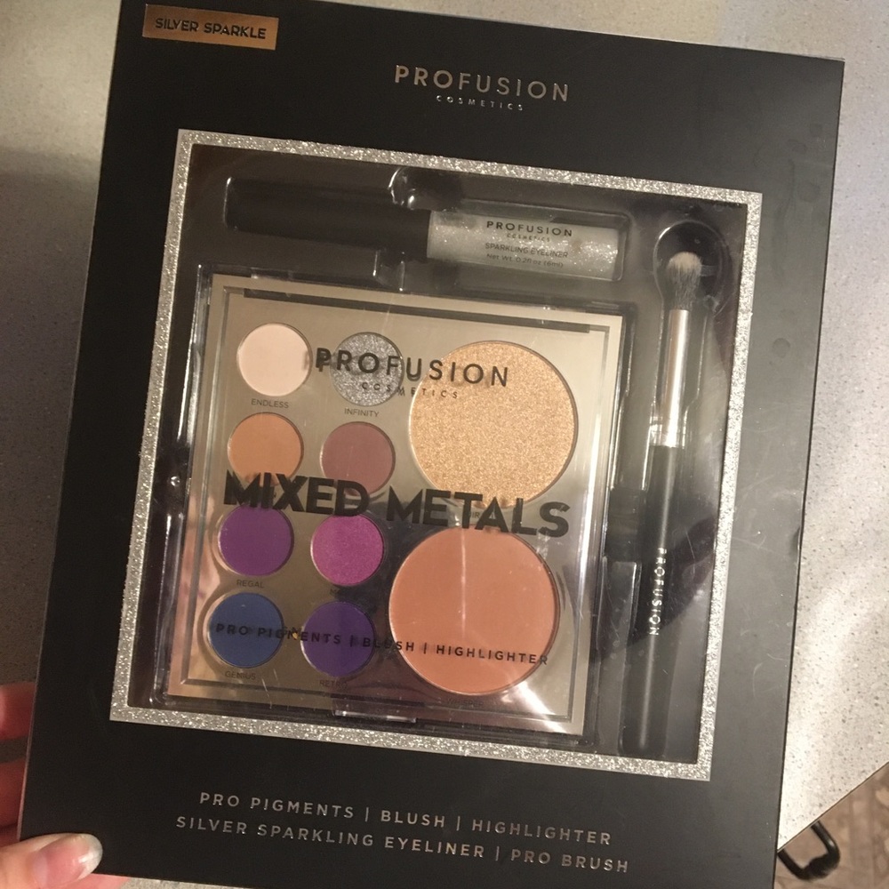 Profusion Mixed Metals Eye + Face Palette Set